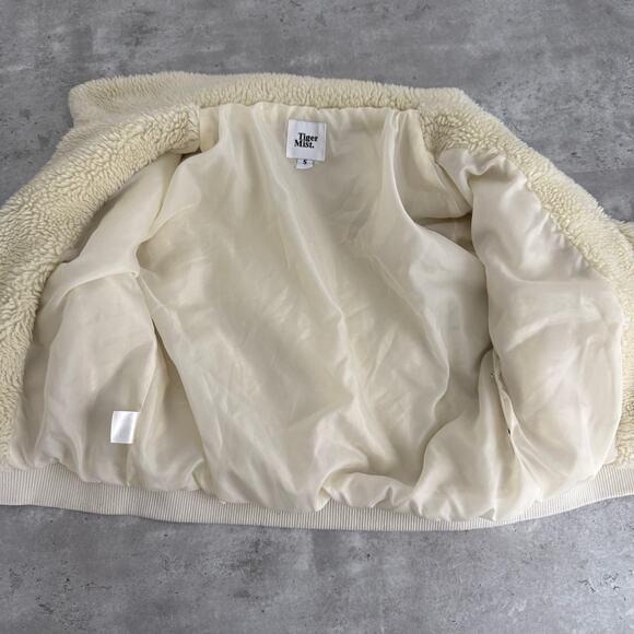 Tiger Mist Teddy Sherpa bomber jacket in cream size small - Picture 7 of 8